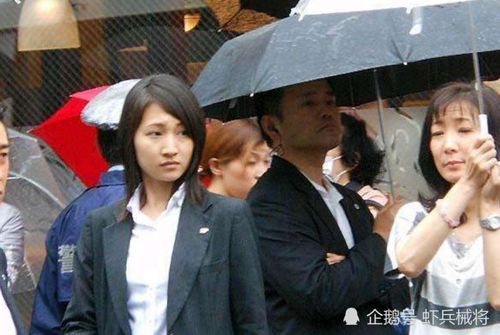 砰！美女保镖与你的开除事件（76集剧情深度解析）