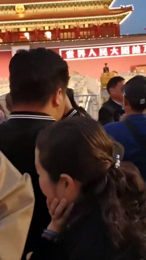 贬值后我带老婆走上人生巅峰