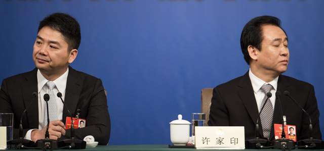 刘强东和李斌共聚一堂，品尝京东外卖