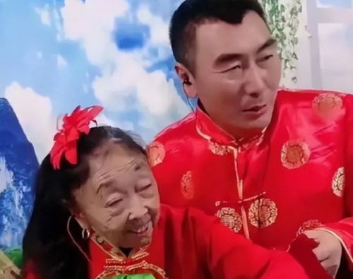 贺总夫人又去摆摊了（80集）