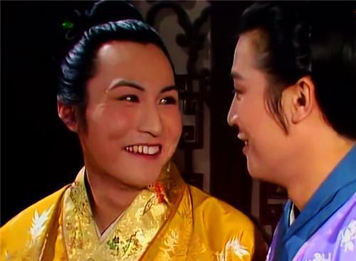 养娃六年豪门亲爹竟上门求婚（90集）