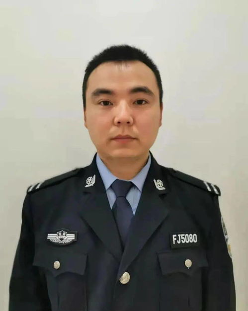 下40米深井救人女辅警破格晋级，英勇与担当的典范