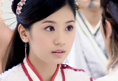 贬值后我成了世界神豪（第1集）