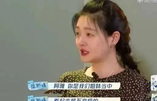 S妈回应大S被欺负三年为何不发声，解读背后的复杂情感与考量