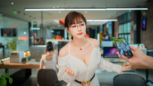 被绿后我被美女包围了（97集）