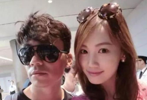 离婚后，她带六宝惊艳全球（99集）