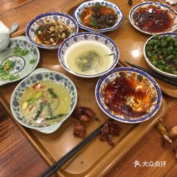 逍遥小食仙，美食之旅的八十一难（第1-82集深度解析）