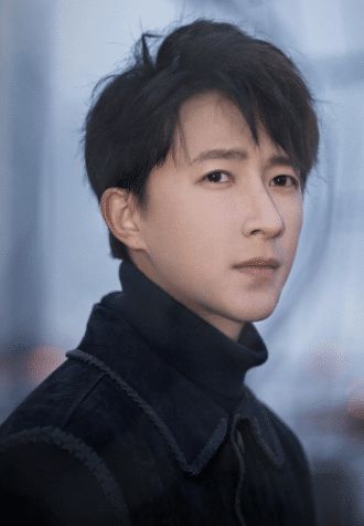 重生后成了霸总白月光（第7集）——严雯丽的逆袭之路