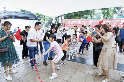 街道办回应六一演出观众席老师打伞，关注背后的真实情况与深层意义