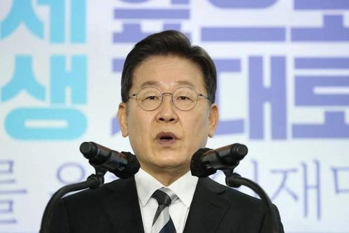 李在明的高效生活，会议中的紫菜包饭时刻