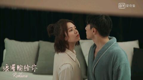 疯批女主专治霸道总裁，一场权力与情感的较量